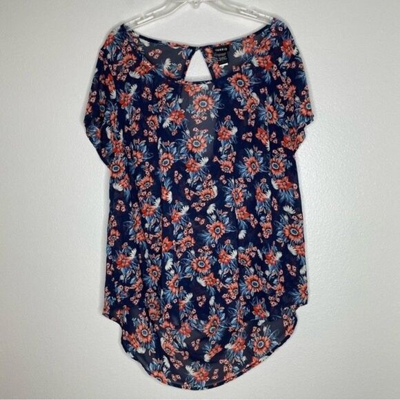 Torrid Women's Floral Chiffon Drape Back Blouse Top Size 1X - Picture 3 of 12